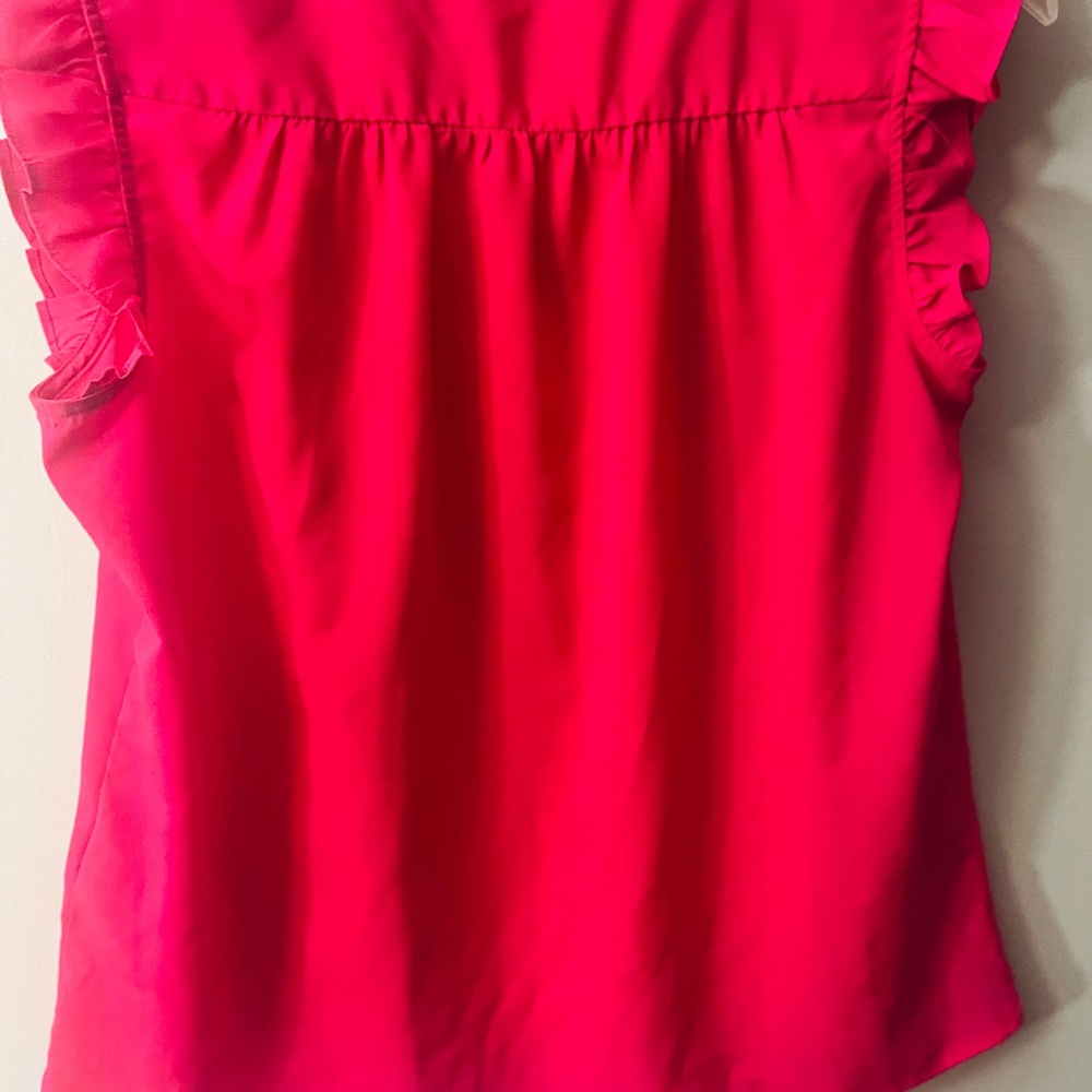 Vibrant Sleeveless Ruffle Blouse - Picture 2 of 3